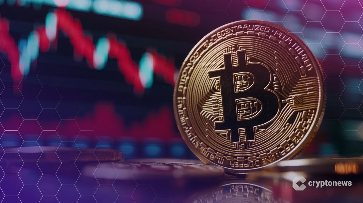 Bitcoin Long-Term Holders Accumulate as Short-Term Traders Capitulate: CryptoQuant