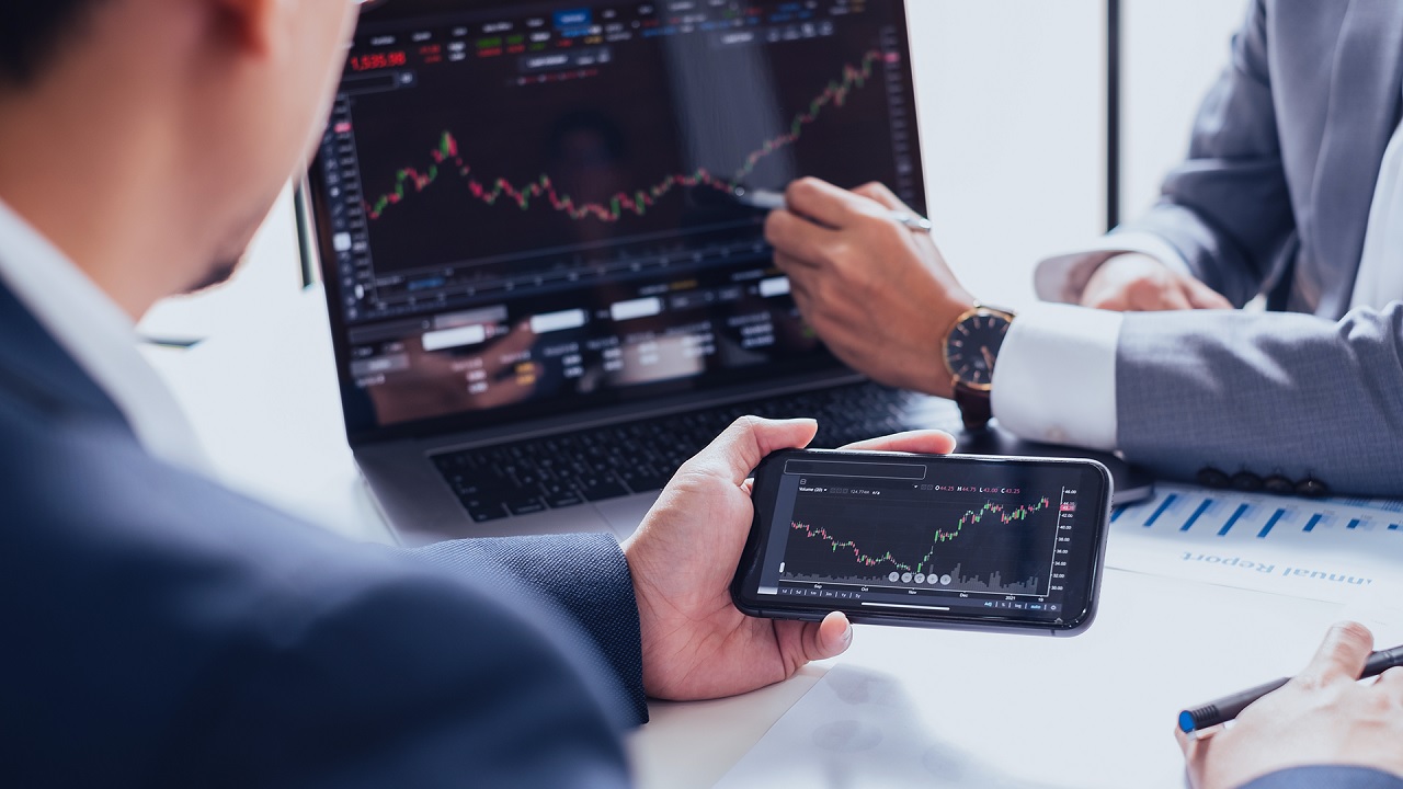 Trading avec effet de levier : Guide complet et meilleurs sites en 2026