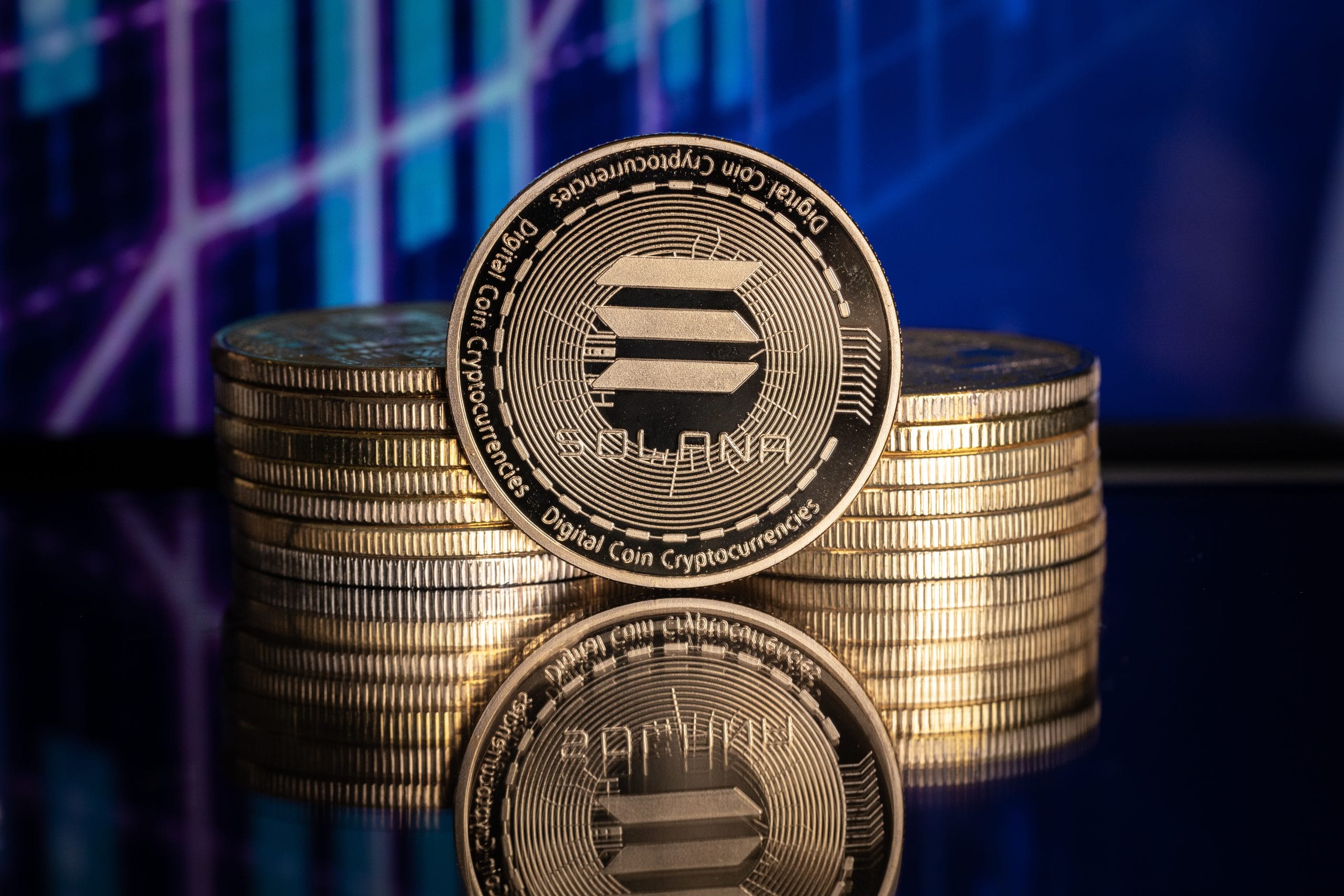 Crypto crash: SOL koers verliest support, daalt richting $200 – wanneer gaat Solana weer stijgen?