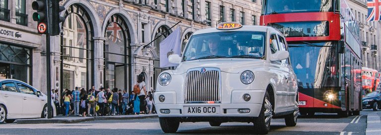 UK Customs Service Halts Blockchain Border Project with Brexit Looming