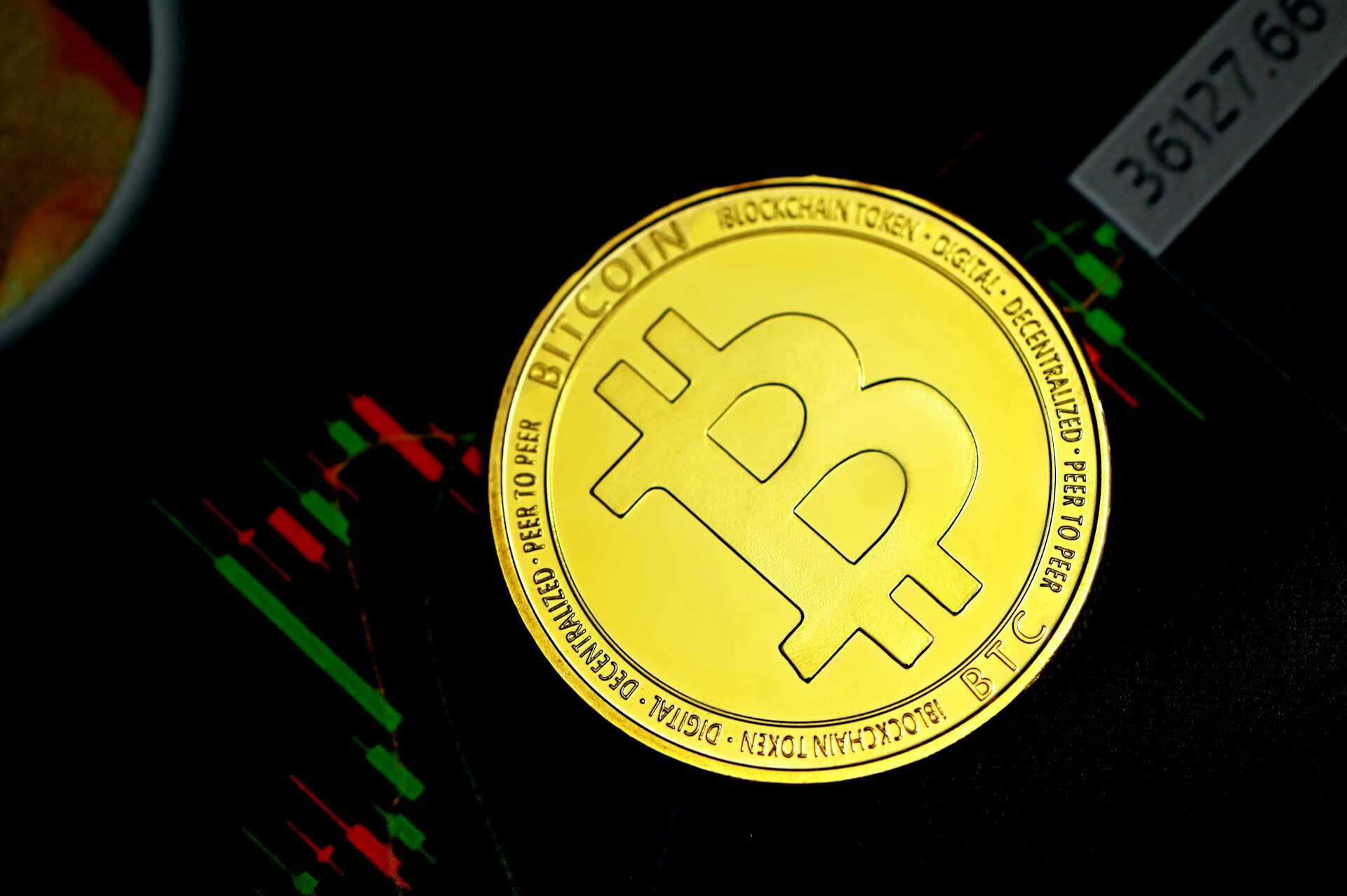 Bitcoin resiste cerca de los 100.000 dólares: la presión de venta proviene de nuevos inversores