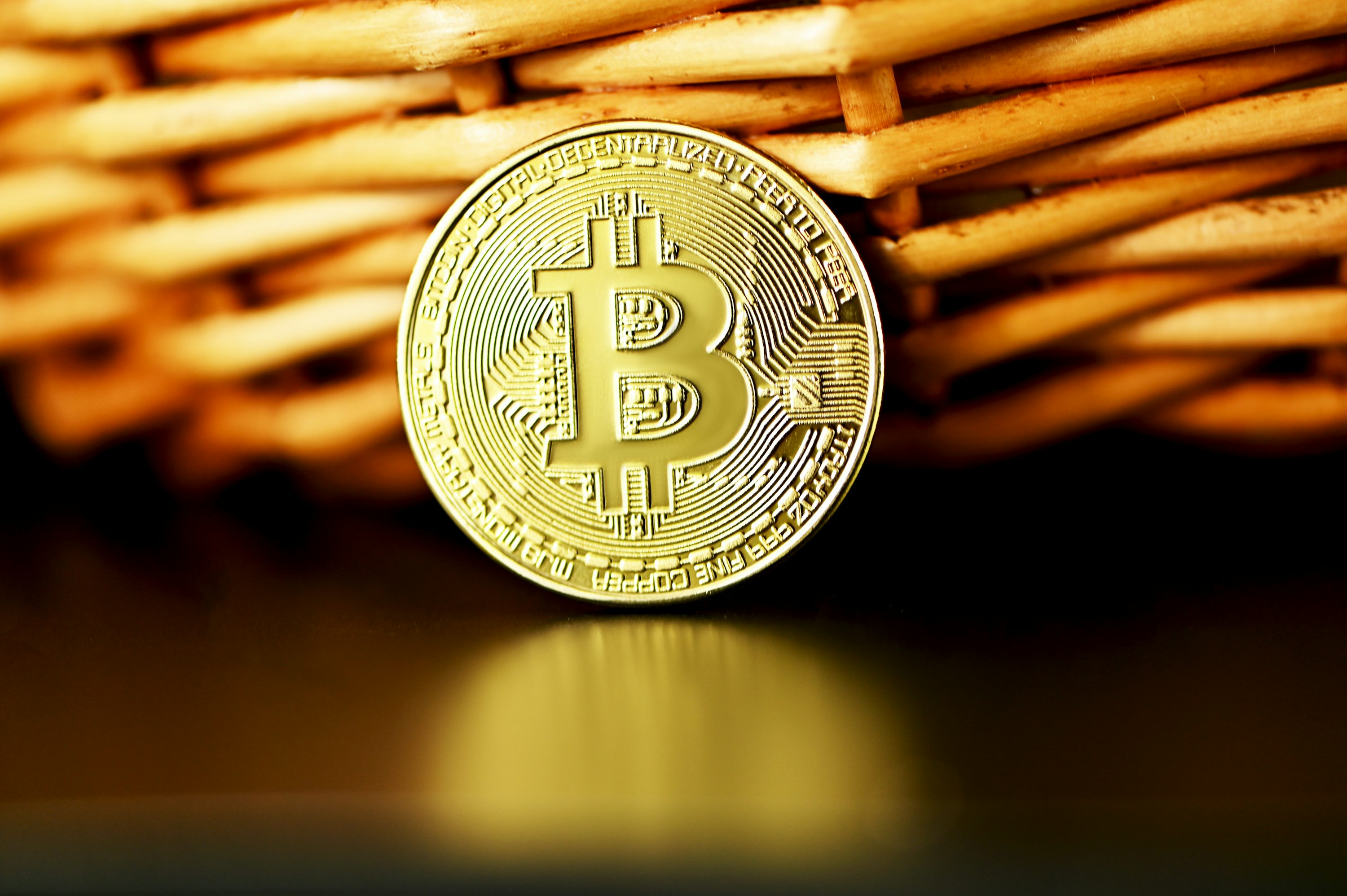 ¿Subirá o bajará Bitcoin en 2026? Analistas y mercados apuestan por diferentes resultados